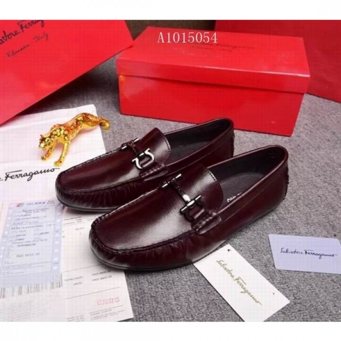 Classic Ferragamo casual leather shoes in wine color 133 For Men