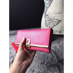 Ferragamo wallet in pink color with gold Gancio buckle For Women