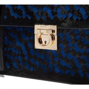 Salvatore Ferragamo Medium Gancio Shoulder Bag Sale Online SFS-UU156 For Women
